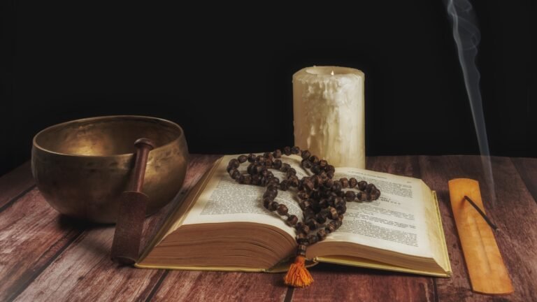 Geeta Saar: The Solution to Every Problem in the World